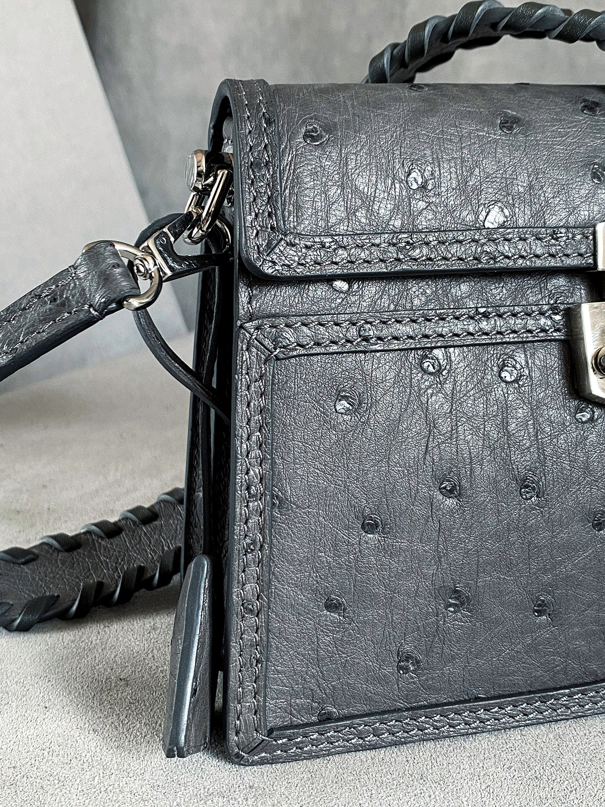Cookie Shoulder Bag Ostrich Anthracite