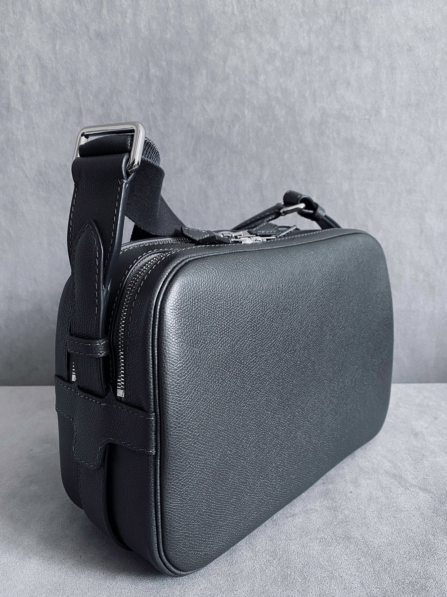 Reporter Messenger bag